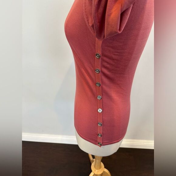 Burberry Women's Pink Short sleeve Silk Top T Shirt with Buttons Size Small - Picture 2 of 10